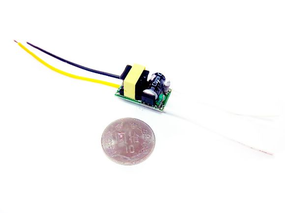 TMC�g�A���m��3x2W���\�vLED�X��(TDM-3X2)