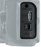 ハイビジョンテレビで画��が楽しめる�B
HDMI(High-Defi nition Multimedia Interface)�W��対応���C