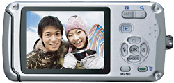 Extra-Bright LCD Monitor for Comfortable Image Viewing under the Water and in Bright Sunshine